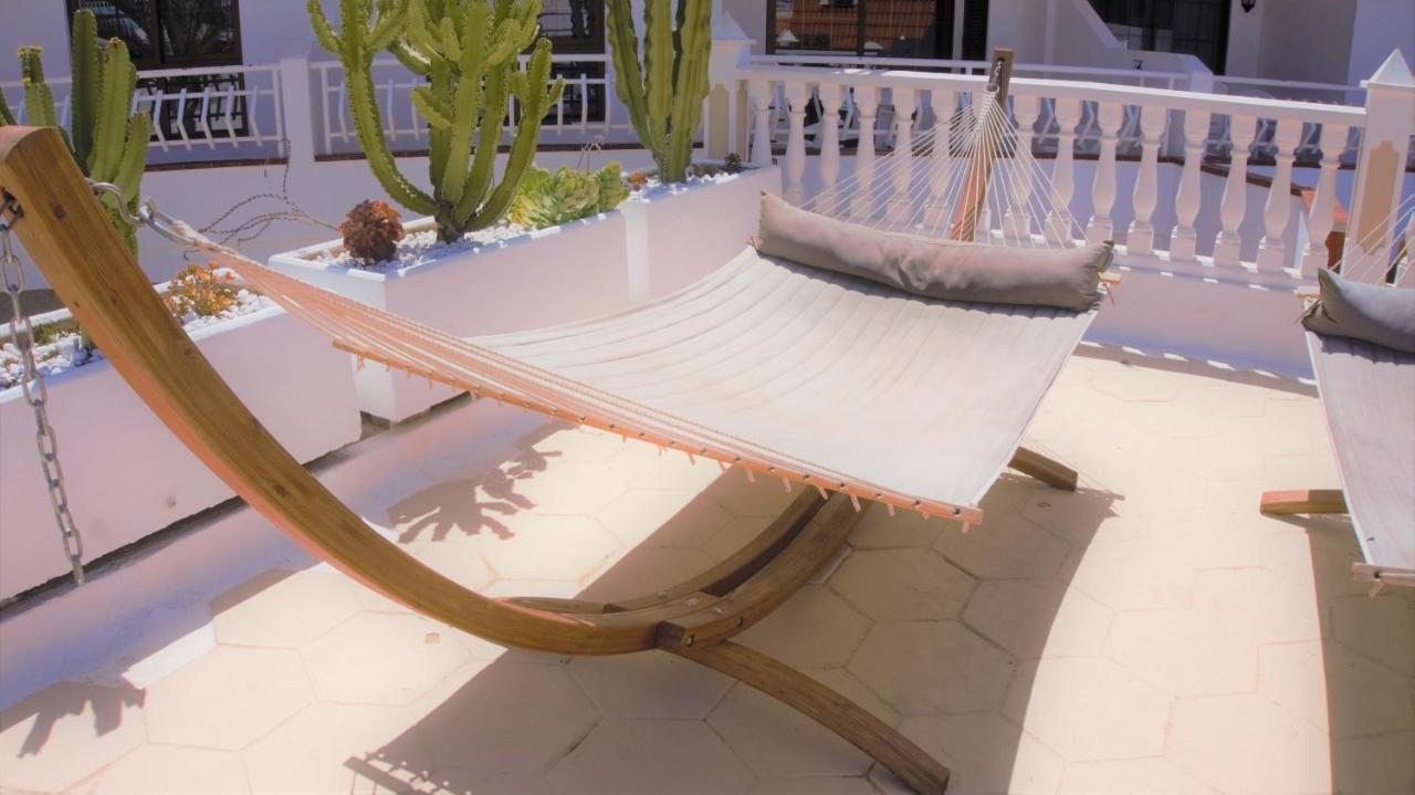 Greatly Located Apartment With Heated Pool, Los Cristianos Лос Кристианос Екстериор снимка